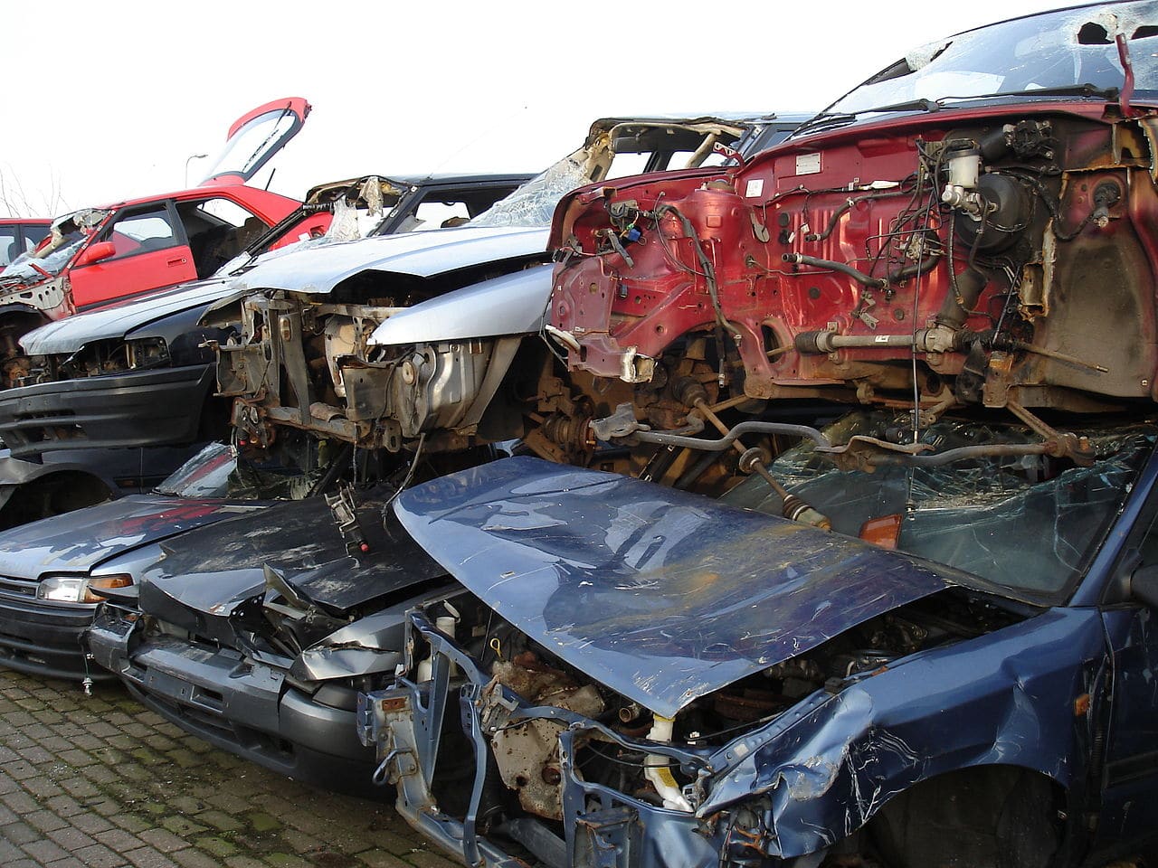 Een sloopauto verkopen in Rotterdam aan Auto Inkoop Service